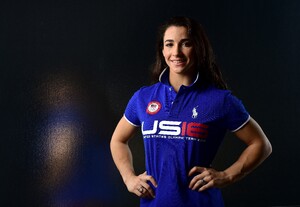 AlyRaisman5.thumb.jpg.87bae83572ca1c911739aa652adb5f31.jpg