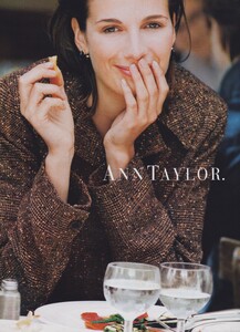 Ann_Taylor_Fall_Winter_1997_98_01.thumb.jpeg.7a064373f0fd50ef6c67f5938d419129.jpeg