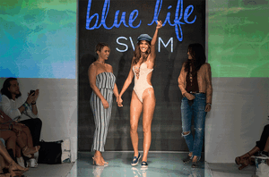 Blue-Life-Swim-2.thumb.gif.007990768d74662727e10de6fdd8d16a.gif