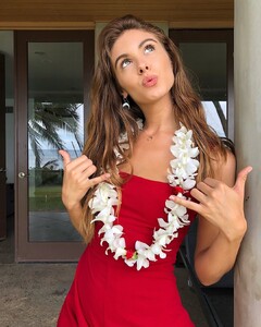 Carmella Rose - Instagram [2018.07.04] 1.jpg