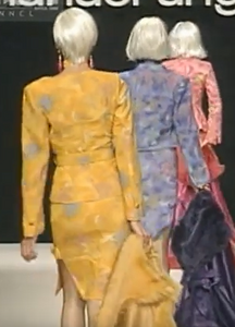 Emanuel Ungaro Autumn Winter 1995 1996 Paris (2).png
