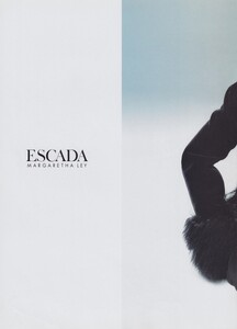 Escada_Fall_Winter_1997_98_06.thumb.jpeg.2f6197bf9f45e7d0738d4e23138e7728.jpeg