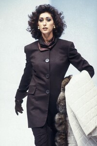 GianfrancoFerre1992FW57.thumb.jpg.41ed95af16dea1cf6d51edbd00a1e1aa.jpg
