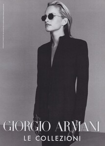 Giorgio_Armani_Le_Collezioni_Fall_Winter_1997_98_03.thumb.jpeg.b671d91a22bae66151c9db6383921e2b.jpeg