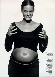 MARIE-CLAIRE-GER-1991-12-p129.thumb.jpg.ccc32dfb2363676e650dde21f51a5c38.jpg