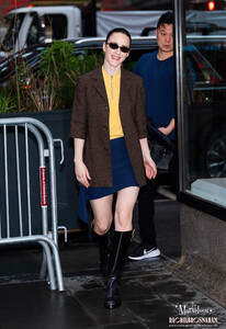 MRB-Candids2025-ArrivingattheTodayShow-003.jpg