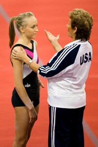 NastiaLiukinMartaKarolyi1.thumb.jpg.8b3c07ff56888307343f6200cd9f8760.jpg