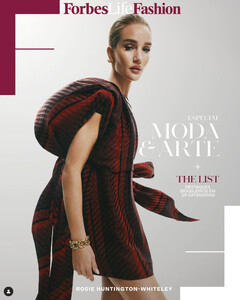 Rosie Huntington-Forbes Life Fashion-Brasil.jpg