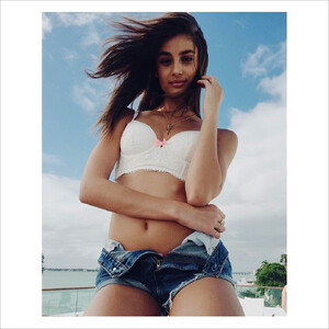 Taylor Marie Hill - Instagram [2015.10.25] 2.jpg