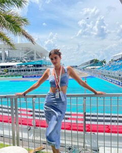 Taylor Marie Hill - Instagram [2022.05.07] 1.jpg