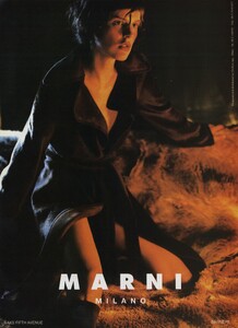 Testino_Marni_Fall_Winter_1997_98_02.thumb.jpg.bc52304cc380dc9771316895c9e8994e.jpg