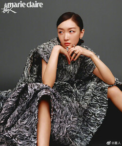 ZhouDongyuMarieClaireCoverNovember202211.thumb.jpg.2262518552df63665f84b9d881e9f8c8.jpg