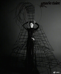 ZhouDongyuMarieClaireCoverNovember202213.thumb.jpg.593d20e1be5f66b0cb305783981b1222.jpg