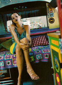 alus19970406-katemoss.thumb.jpg.e8fc01c97ac0e74b22b55ebc56333b2c.jpg
