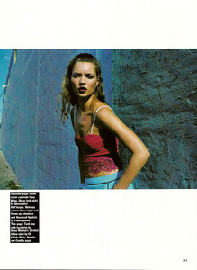 alus19970409-katemoss.thumb.jpg.9f9fb2a57f077f89ab182fe72df1c2b9.jpg