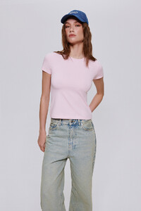 basic-slim-t-shirt-638-candy-1.jpg