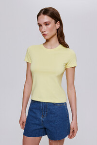 basic-slim-t-shirt-638-lemony-1.jpg