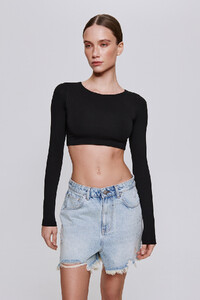 crop-top-820-black-1.jpg