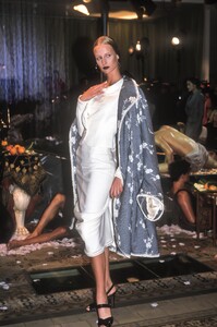 estherDJ s99jGalliano-rtw-.jpg