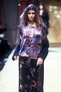 f99ungaro-rtw-04b  ybr mentonP.jpg