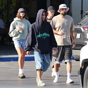 hailey-and-justin-bieber-spotted-in-indio-2.jpg