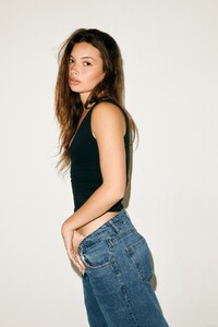 hayley pousson-large-1713312790-a1dc9ee0acc0b47f264a6b93ddaacc92.jpg