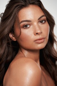 hayley pousson-large-1738025058-7d6878b5f6b4f668847adb4cdd3a3bf4.jpg