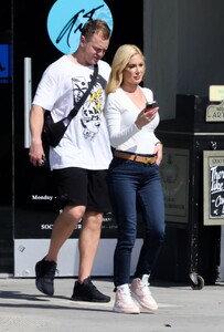 heidi-montag-and-spencer-pratt-out-in-la-03-21-2024-3.jpg