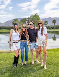 iheartemmaroberts_campppoosh_coachella_281829.jpg