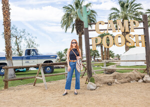 iheartemmaroberts_campppoosh_coachella_28329.jpg