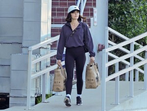 lucy-hale-spotted-grocery-shopping-02.26.2025-2.jpg