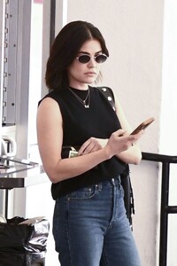 lucy-hale-spotted-in-beverly-hills-03.20.2025-1.jpg