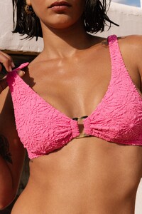 yse-maillot-triangle-jolis-reflets-rose-bonbon4.jpg