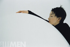 zhouDongyu_elle3.thumb.jpg.4bfd7333339eeb6b0f50e51b0225e5a6.jpg