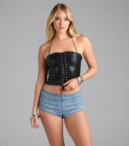 06603-000028_4_MED-DENIM_MIDRISEDENIMHOTSHORTS06603000028141_1594x1800_crop_center.webp