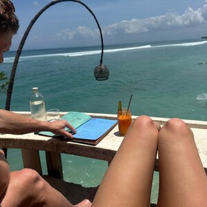 [2024.11.03] scarlett.mayer__465481994_1714413142744663_8825870607360919032_n.jpg