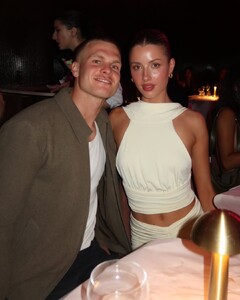 [2025.04.27] scarlett.mayer__494162921_18498269182016169_6995883530935327982_n.jpg