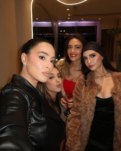 [2025.04.04] evamurati_487945528_18502012216021260_3171140775044785949_n.jpg