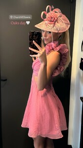 [2025.05.02] livvydunne_3623782342520729880.jpg