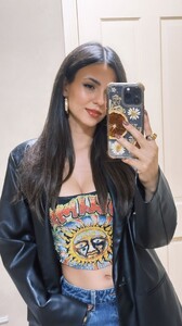 [2025.05.02] victoriajustice_3623290399682444985.jpg