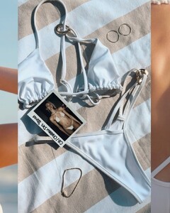 [2025.05.06] si_swimsuit_495882239_18512474947015187_1029889860689888989_n.jpg