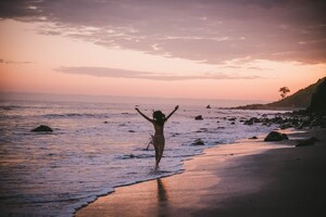 [2025.05.07] victoriajustice_495542702_18593805004006824_8397699437873689260_n.jpg