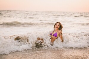 [2025.05.07] victoriajustice_496337068_18593804965006824_9208391551731517562_n.jpg