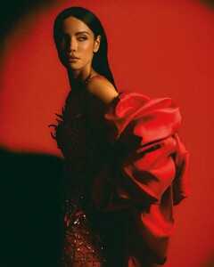 [2025.05.14] sofiaresing_497102269_18505796806031551_2141666167936883071_n.jpg