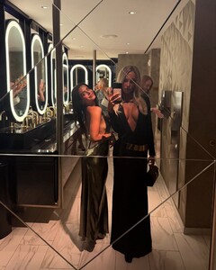 [2025.05.16] alix_earle_497593480_18504607345029152_6047630847347364543_n.jpg