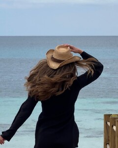 [2025.05.17] idazeile_498336875_18502841101044174_3040297767419629152_n.jpg