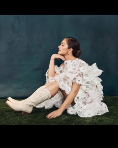 [2025.05.21] minkakelly_499945949_18508558618005427_2489818714730132834_n.jpg