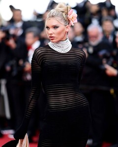 [2025.05.22] claudiaschiffer_499220228_18514364518025627_2912985033205947784_n.jpg