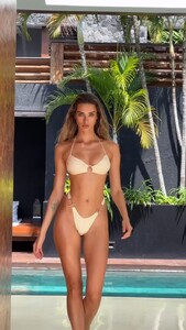 [2025.05.22] lizakovalenkoo_DJ9JYkXPlsz.jpg