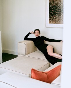 [2025.05.22] wwd_500761898_18498156643005354_477359251556407378_n.jpg